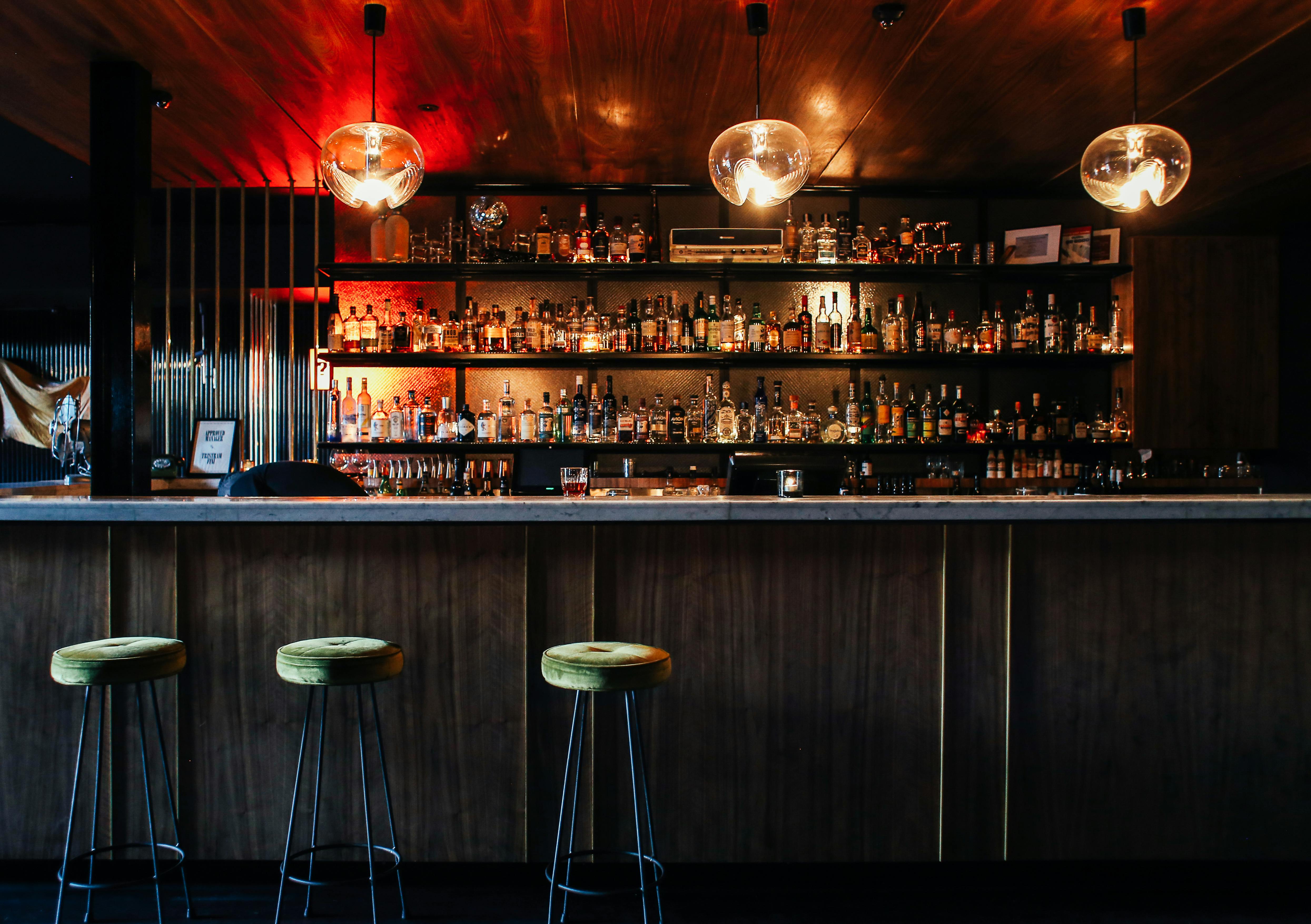 The Ultimate Guide to Bar Supplies and Accessories for Commercial Bars and Restaurants